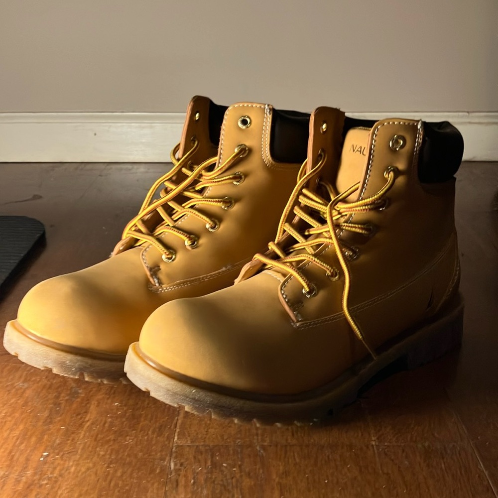 Nautica Boots